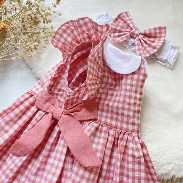MARİA BEBE YAKA YANDAN KURDALE DETAYLI PEMBE PÖTİKARE ELBİSE VE BANDANASI