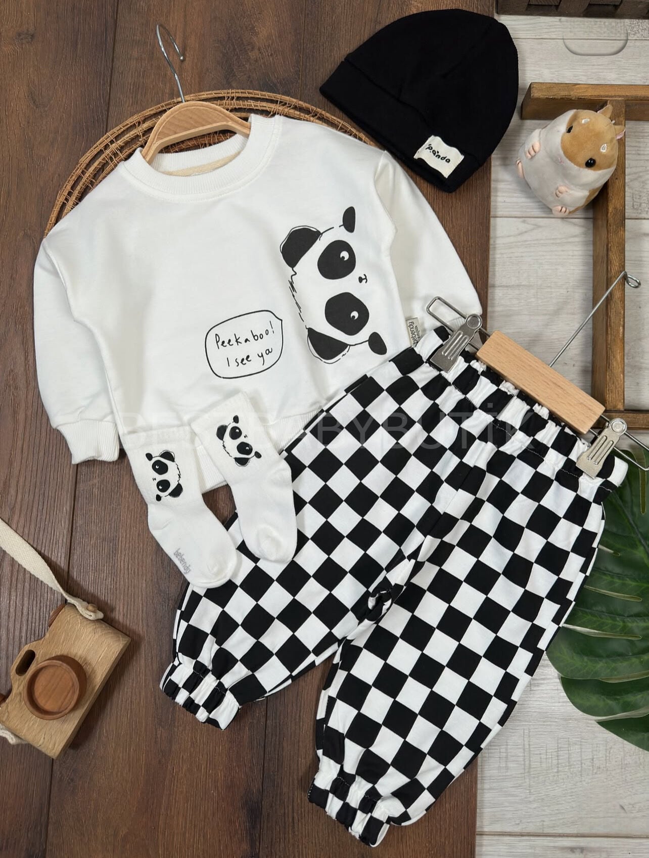 Panda Baskılı Damalı Çorap Ve Bereli 4’Lü Takım