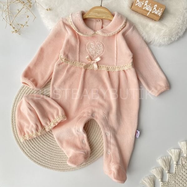 Kadife Şapkalı Nakışlı Tulum