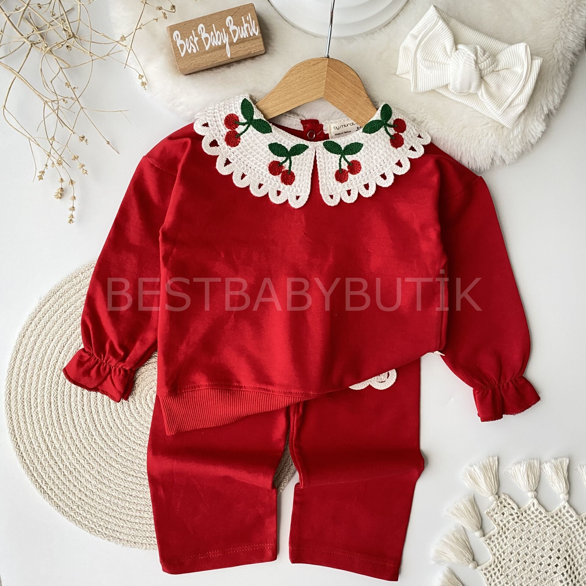 Kiraz Yaka Detaylı Bol Paça 2’Li Takım 12-18 AY
