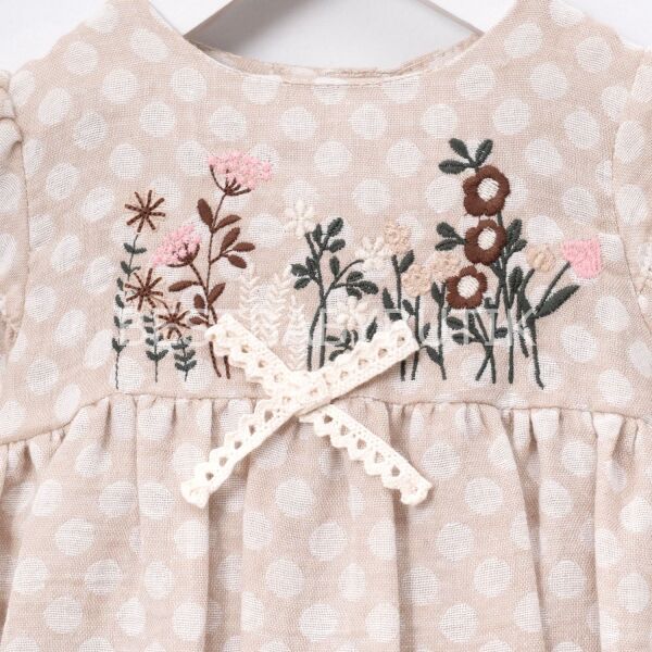 Çiçek Nakışlı Fırfır Kol Benekli Romper 3-6 AY