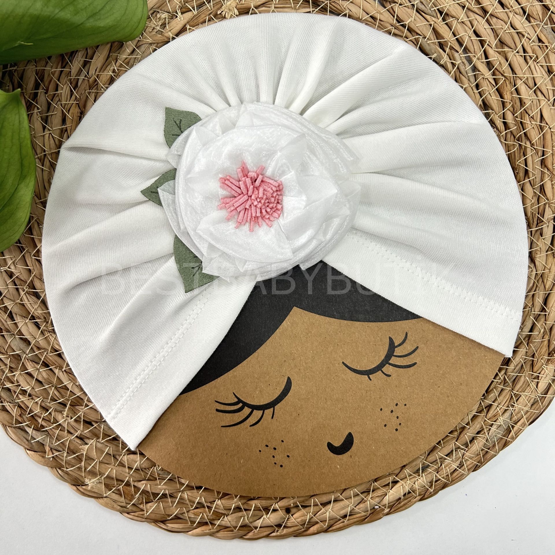 GÜL DETAYLI BONE BERE