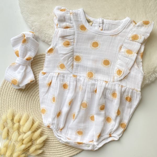 GÜNEŞ DETAYLI MÜSLİN ROMPER VE FİYONKLU BANDANA