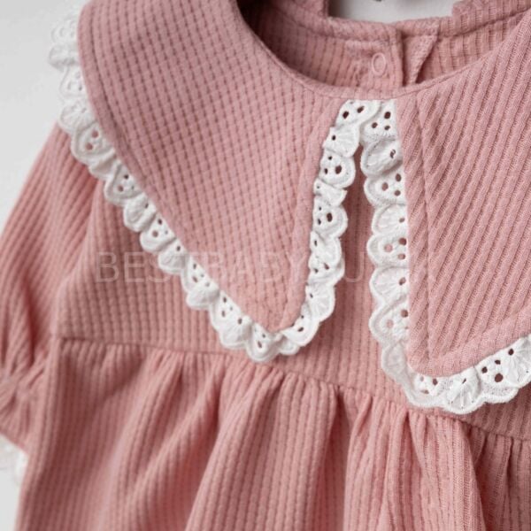 Üçgen Yaka Fistolu 4’lü Hastane Çıkışı Takımı