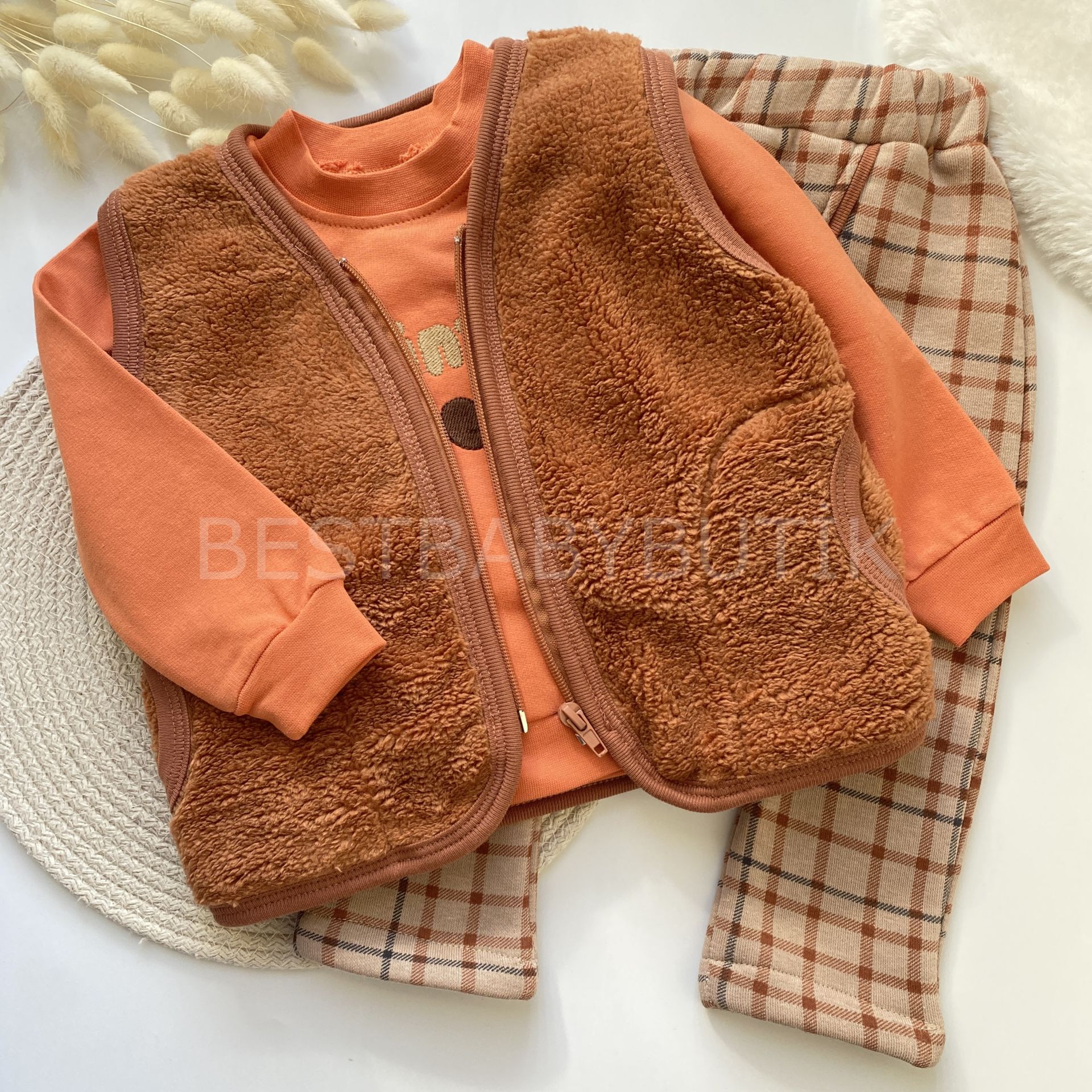 CEDRİC PELUŞ YELEKLİ ŞARDONLU 3’LÜ LÜX TAKIM