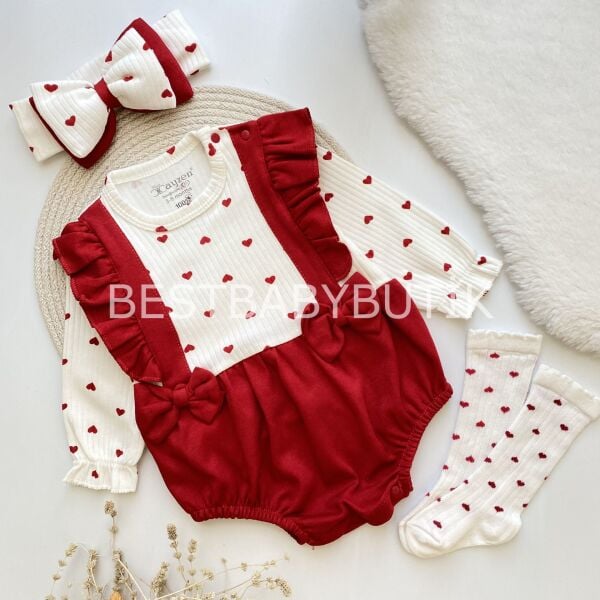 KALP DETAYLI FİYONKLU BANDANALI ÇORAPLI 3’LÜ TULUM ROMPER SETİ