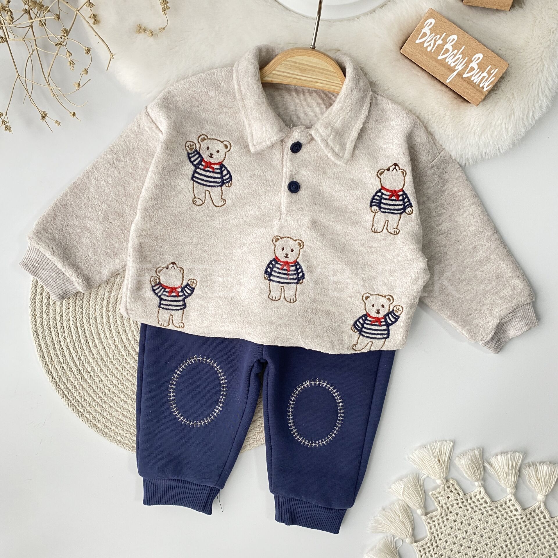 Polo Yaka Ayıcık Nakışlı Yumoş 2’Li Takım