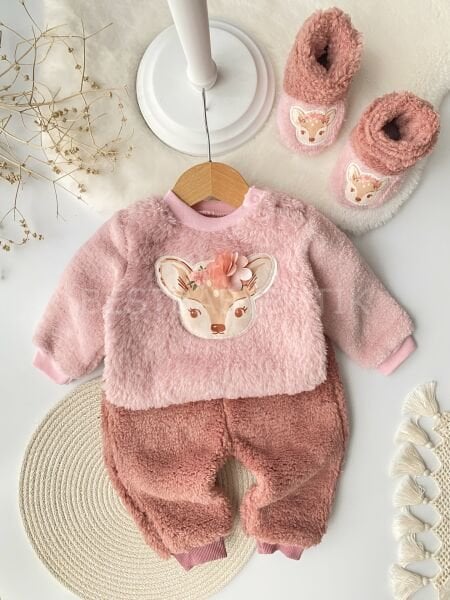 Geyik Detaylı Peluş Panduflu 3’lü Takım