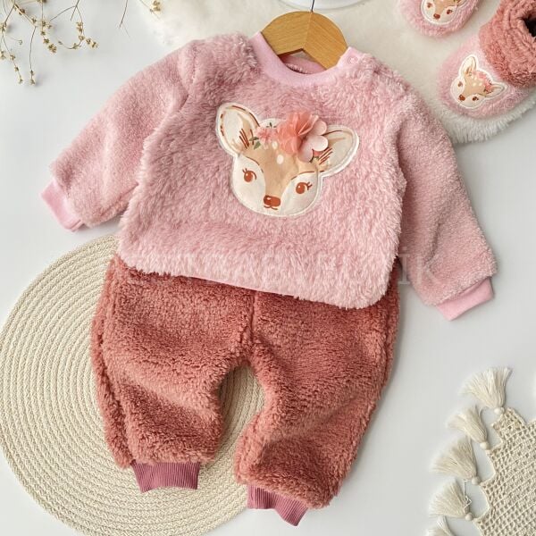 Geyik Detaylı Peluş Panduflu 3’lü Takım