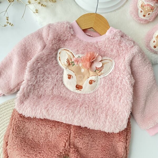 Geyik Detaylı Peluş Panduflu 3’lü Takım