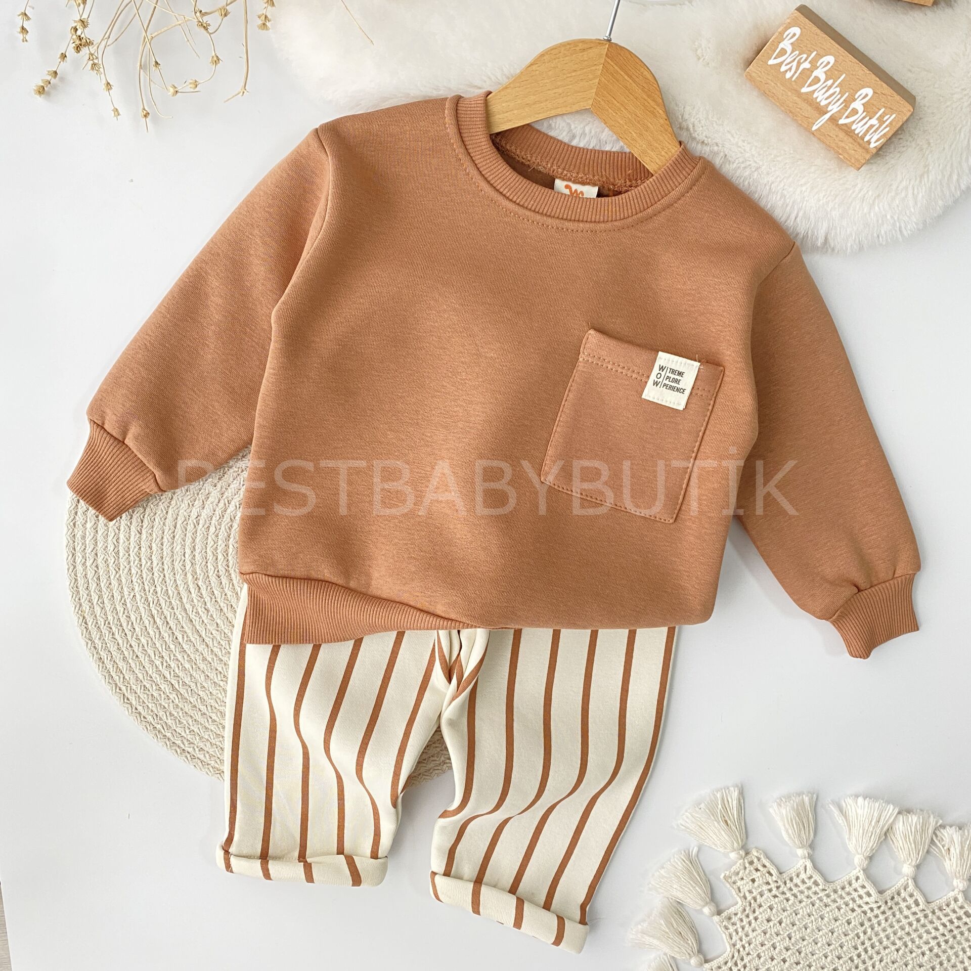 Yan Cep Detaylı Çizgili Şardonlu Oversize Takım