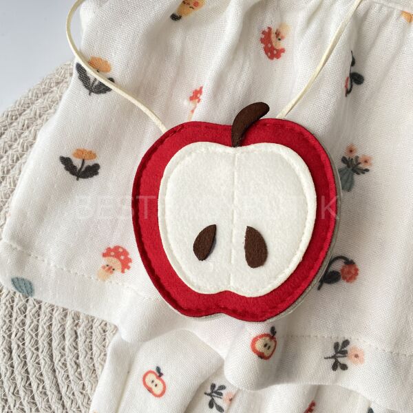 Sevimli Elma Desenli Çantalı Müslin Takım 18 AY