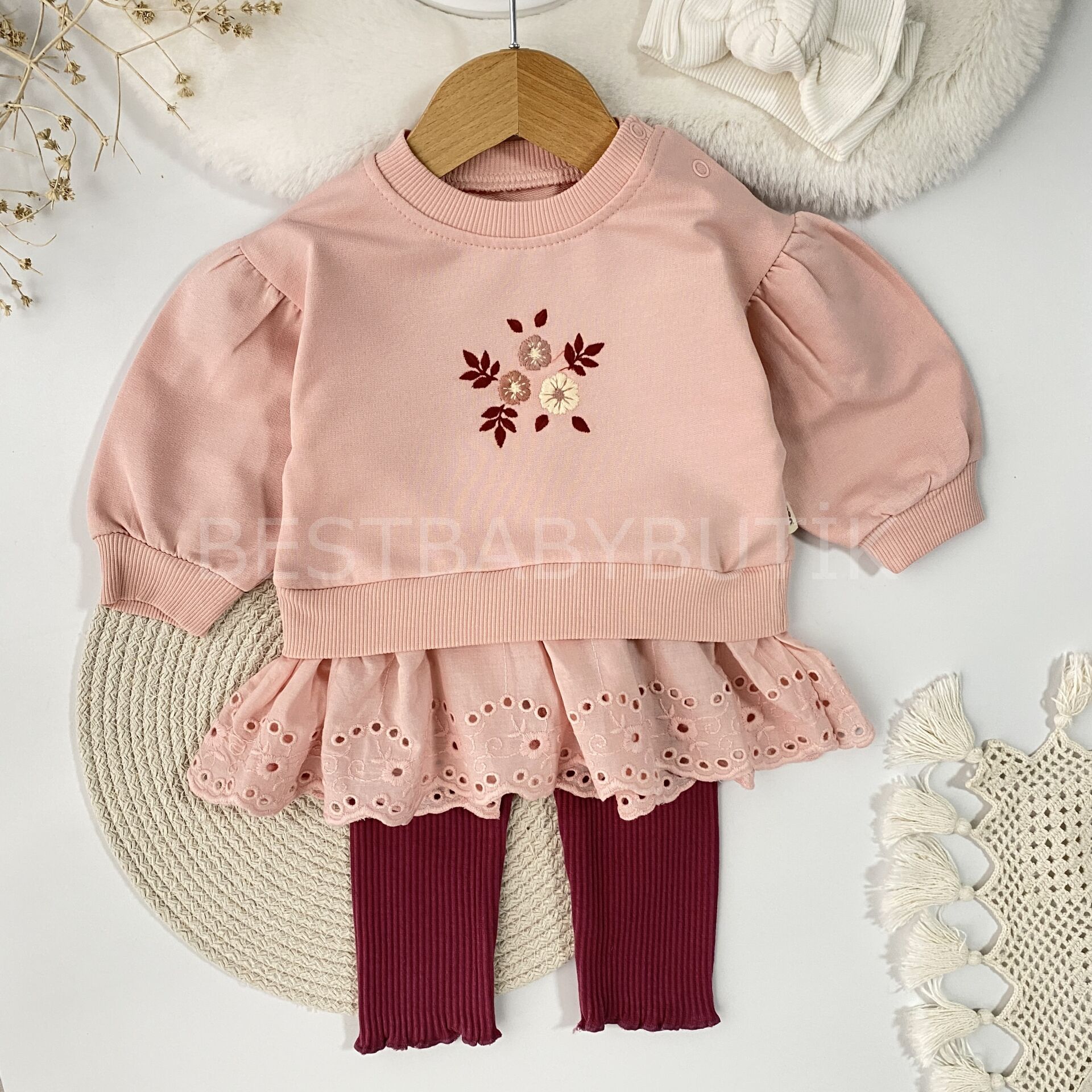 Etekleri Fistolu Nakış İşlemeli Tunik Model 2’Li Takım 9-12 AY