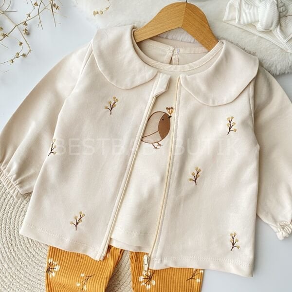 Çiçek Nakışlı Bebek Yaka Hırkalı 3’Lü Takım