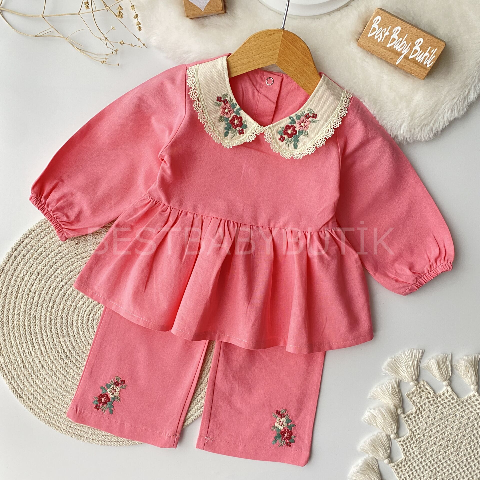 Çiçek Nakışlı Bebe Yakalı Robalı Bol Paça 2’Li Takım