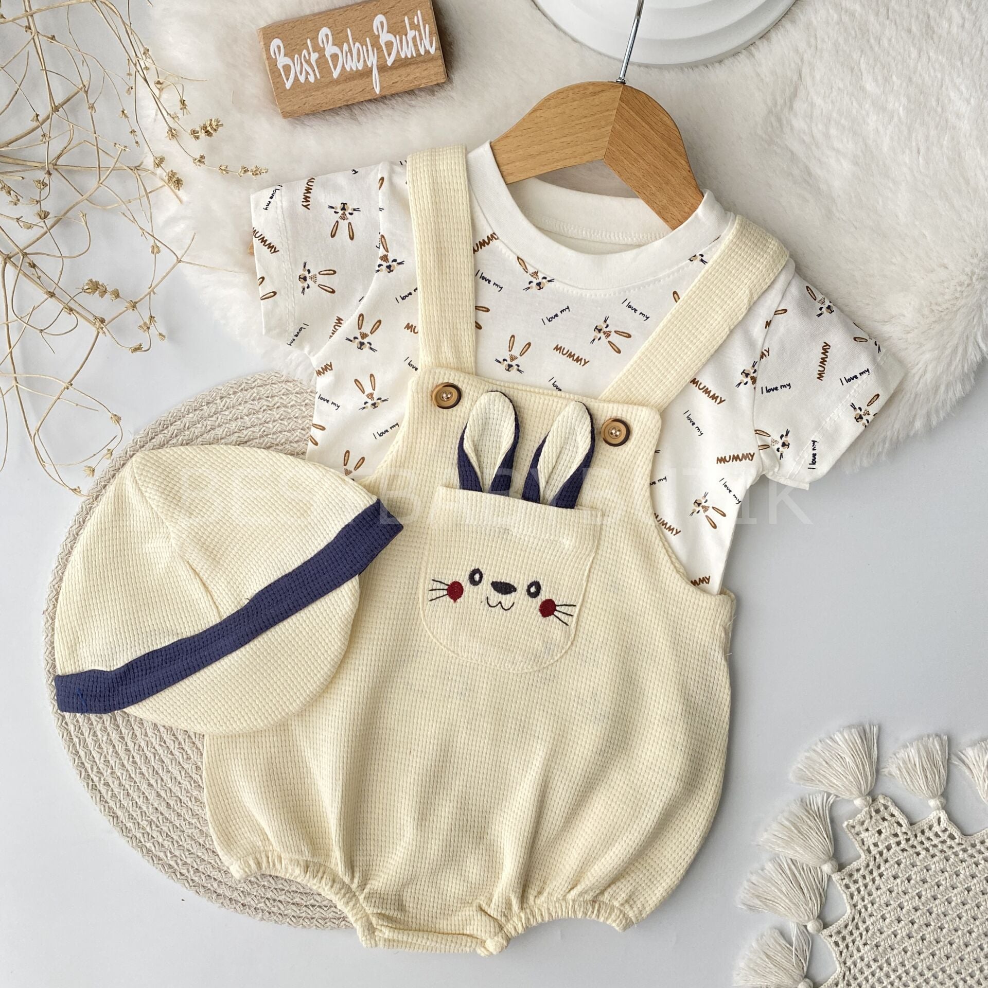 Erkek Bebek Şapkalı Tavşan Salopet Romper Takımı 12-18 AY