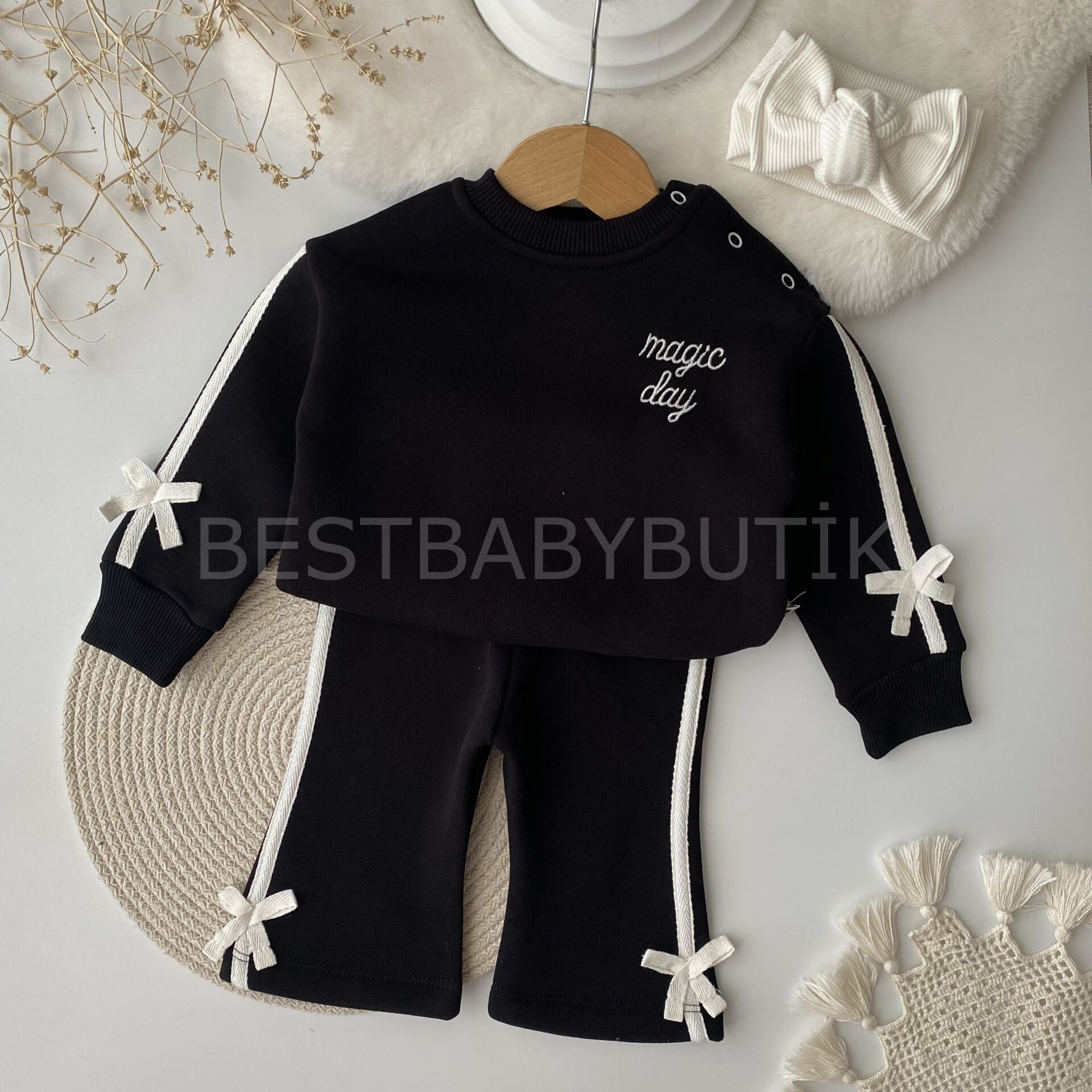 Magic Day Kurdaleli İspanyol Paça Şardonlu 2’Li Takım