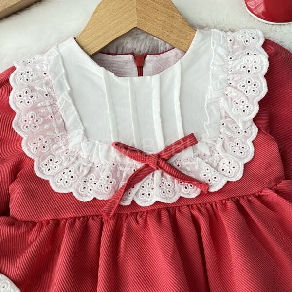 Kurdale Detaylı Fistolu Katlı Elbise