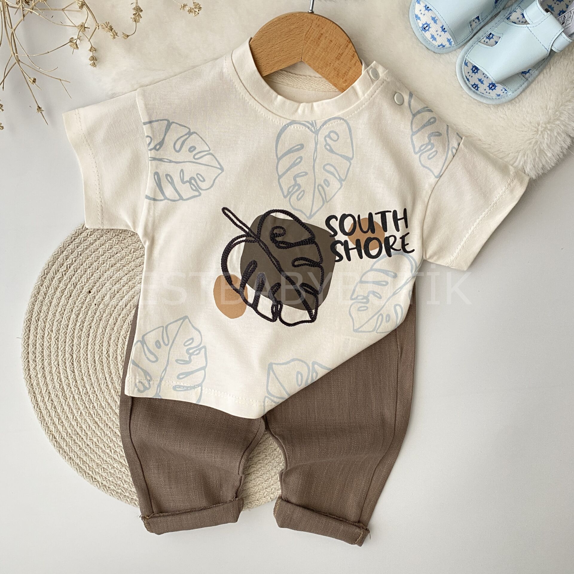 Yaprak Detaylı Pantolonlu 2’Li Takım