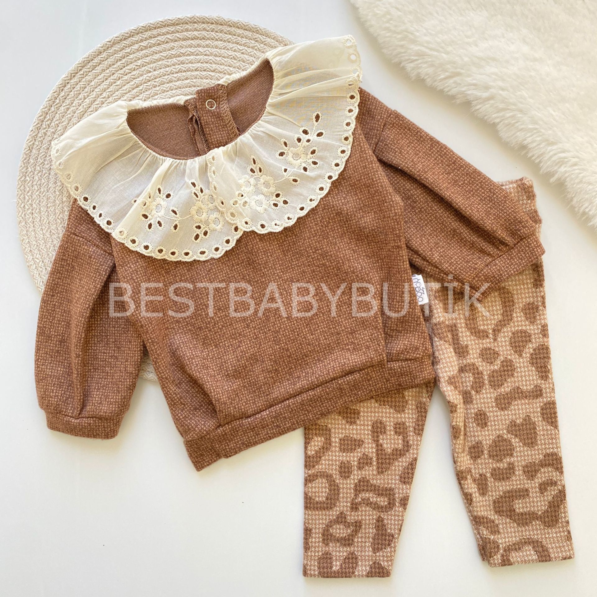 SANDY FİSTO YAKA DETAYLI LEOPAR DESENLİ  YUMOŞ 2’Lİ TAKIM
