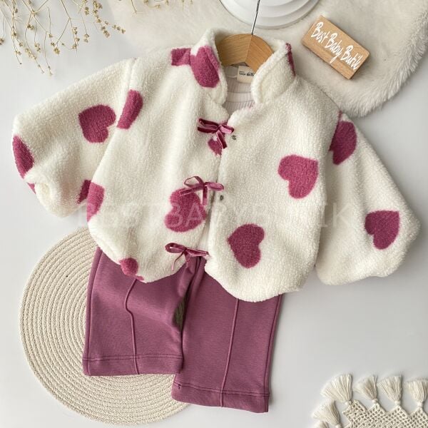 Yakası Nakışlı Kalpli Peluş Montlu 3’Lü Takım
