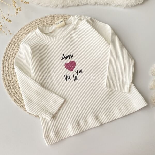 Yakası Nakışlı Kalpli Peluş Montlu 3’Lü Takım