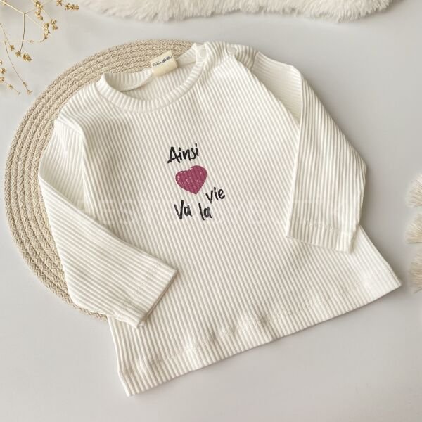 Yakası Nakışlı Kalpli Peluş Montlu 3’Lü Takım