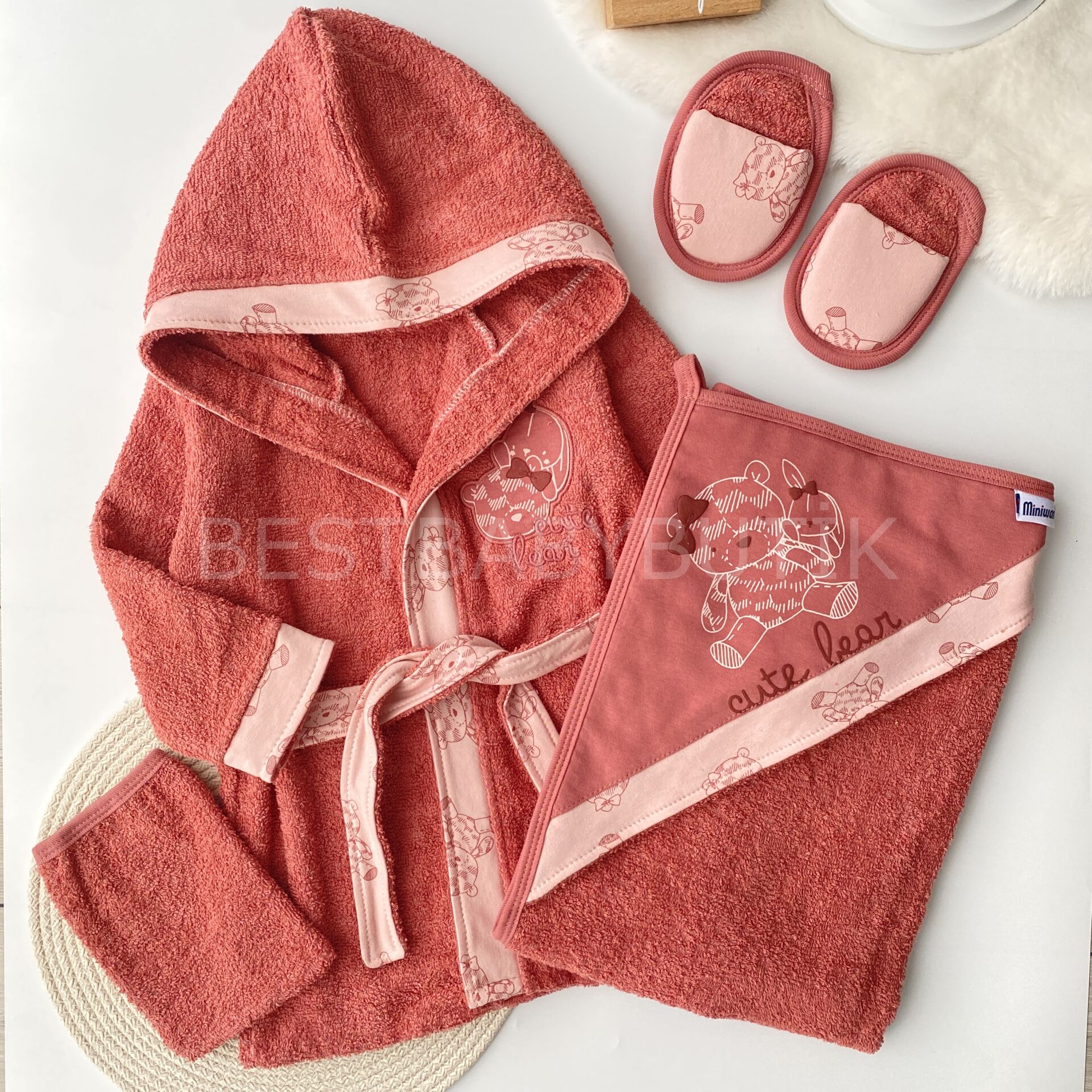 Ayıcık Baskılı 4 Parçalı Bornoz Takımı