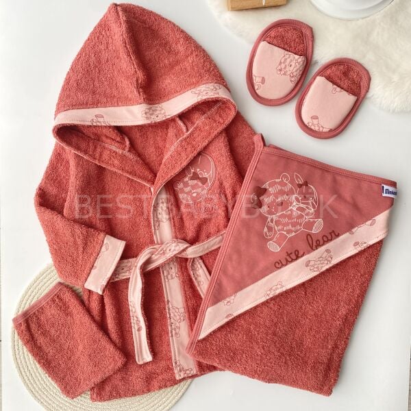 Ayıcık Baskılı 4 Parçalı Bornoz Takımı