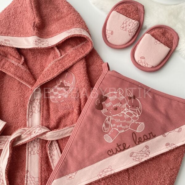 Ayıcık Baskılı 4 Parçalı Bornoz Takımı