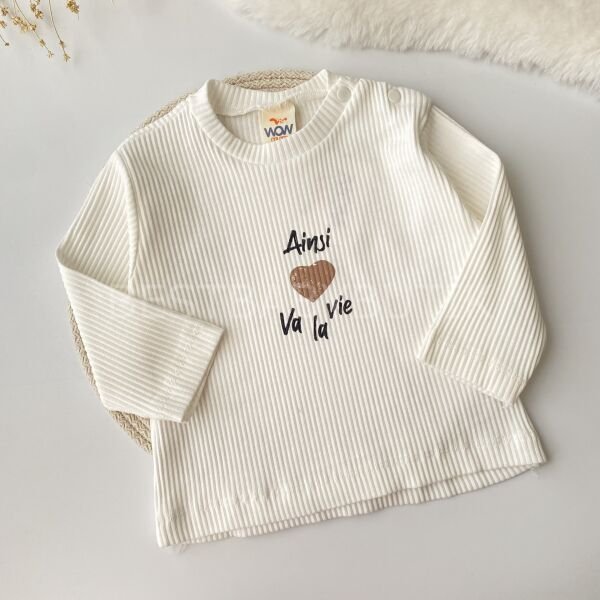 Yakası Nakışlı Kalpli Peluş Montlu 3’Lü Takım