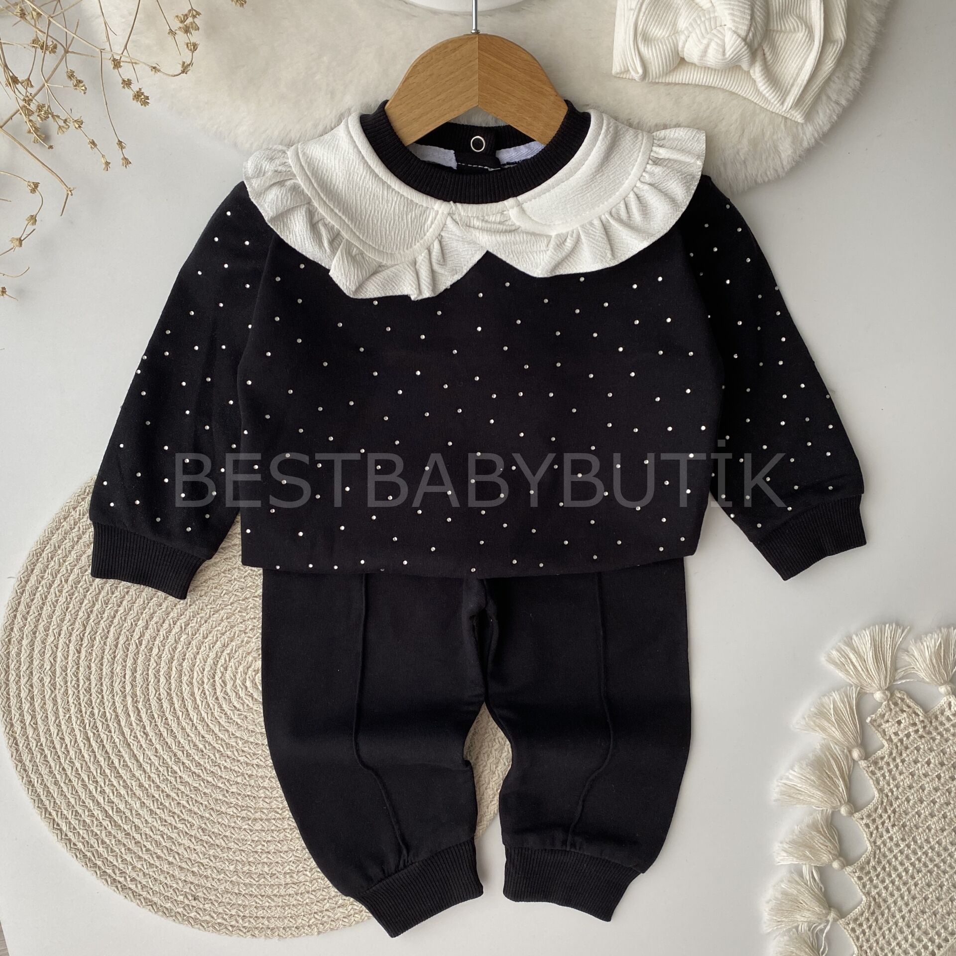 Bebek Yaka Detaylı Parlak Taşlı 2’Li Takım