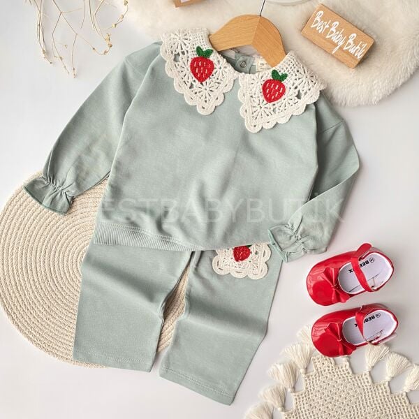 Çilek Yaka Detaylı Bol Paça 2’Li Takım