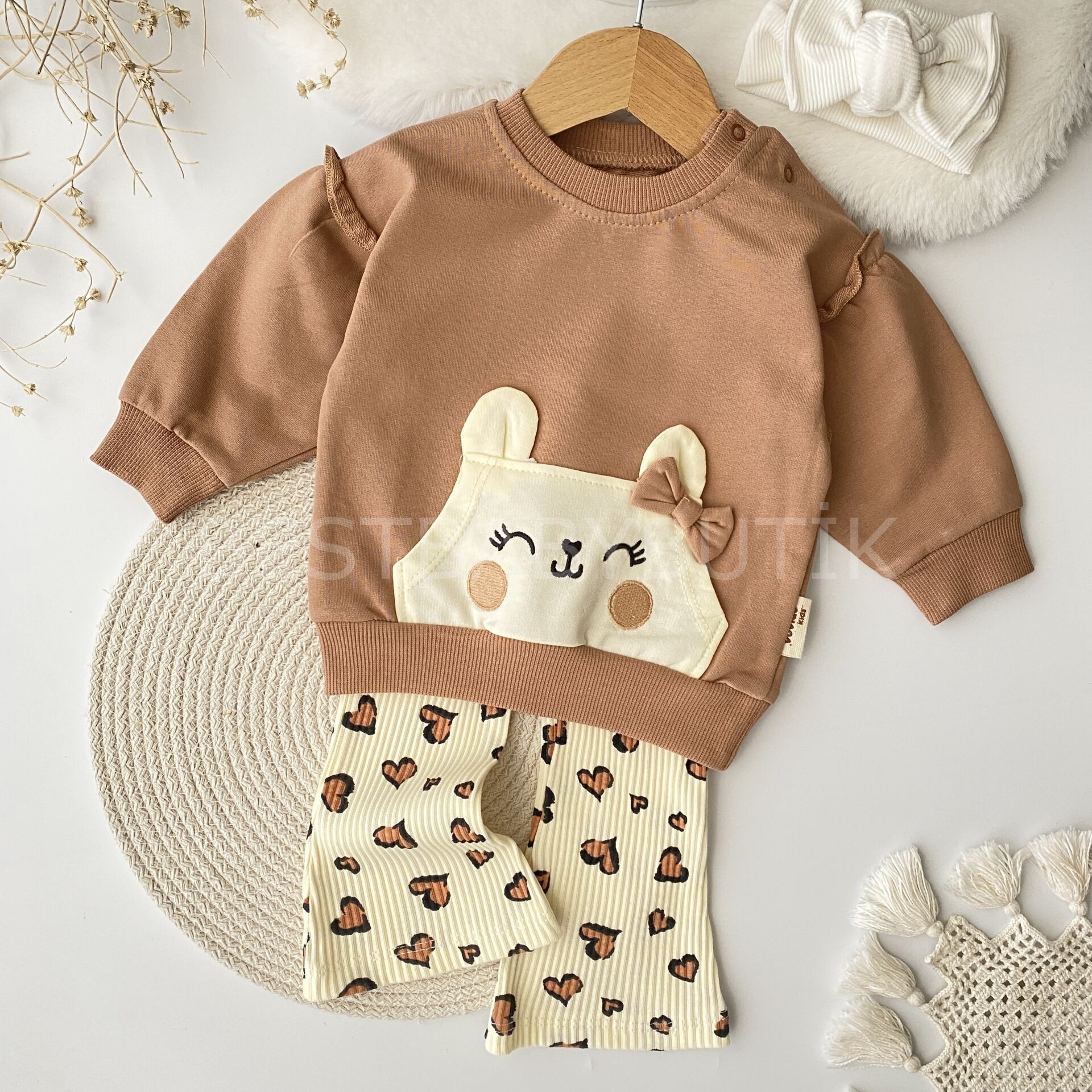 Sevimli Cepli Kalp Desenli 2’Li Alt Üst Takım