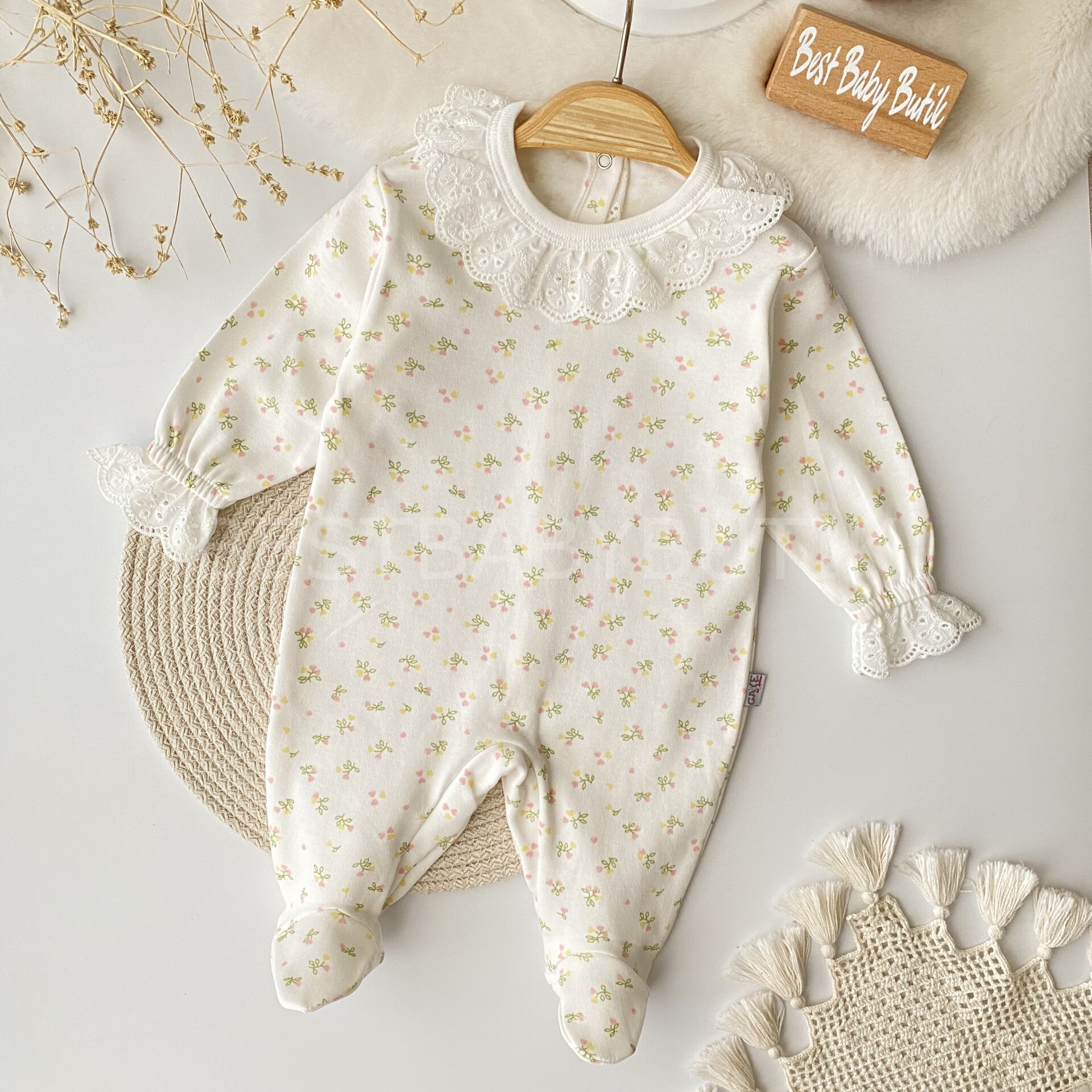 Lovely Fistolu Tulum