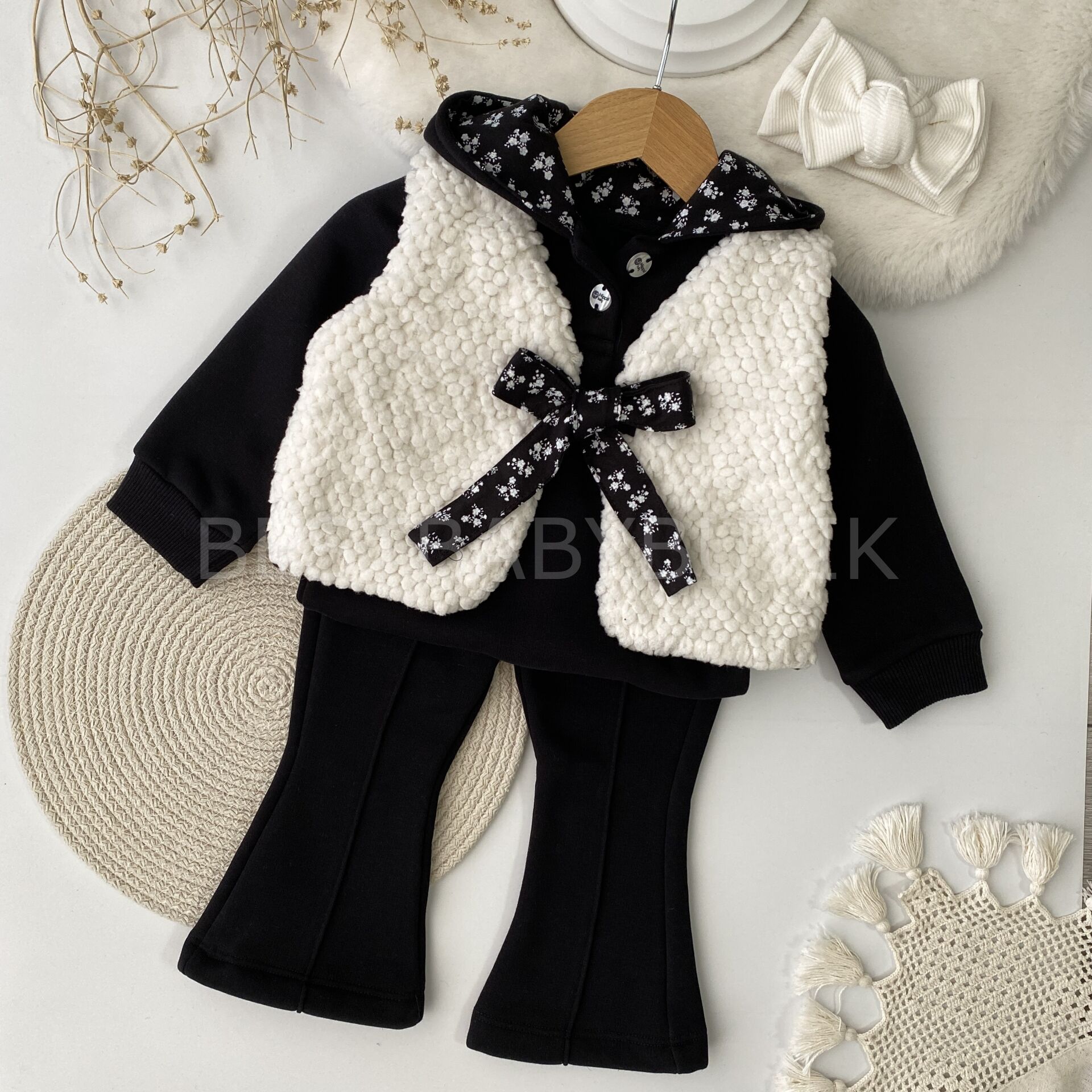 Kurdale Detaylı Peluş Yelekli Kapşonlu Şardonlu 3’Lü Takım