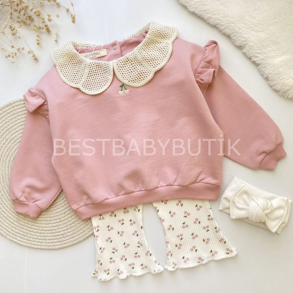 KİRAZ DETAYLI FIRFIRLI BEBEK YAKA KAŞKORSE TAYTLI 2’Lİ ALT ÜST TAKIM