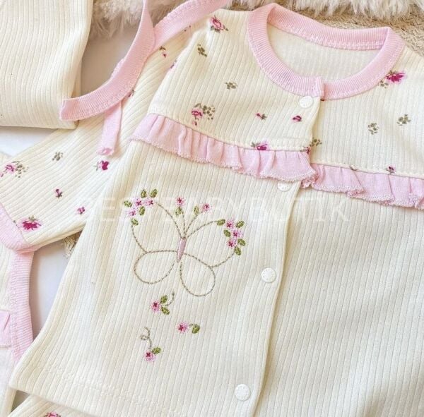 KELEBEK VE ÇITIR ÇİÇEK DETAYLI FİTİLLİ 10 PARÇA HASTANE ÇIKIŞI SETİ 1-3 AY