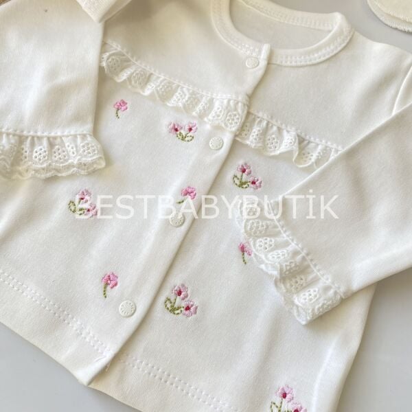 YENİ SEZON BE HAPPY FİSTO DETAYLI ÇİÇEK İŞLEMELİ 10 PARÇA HASTANE ÇIKIŞI SETİ