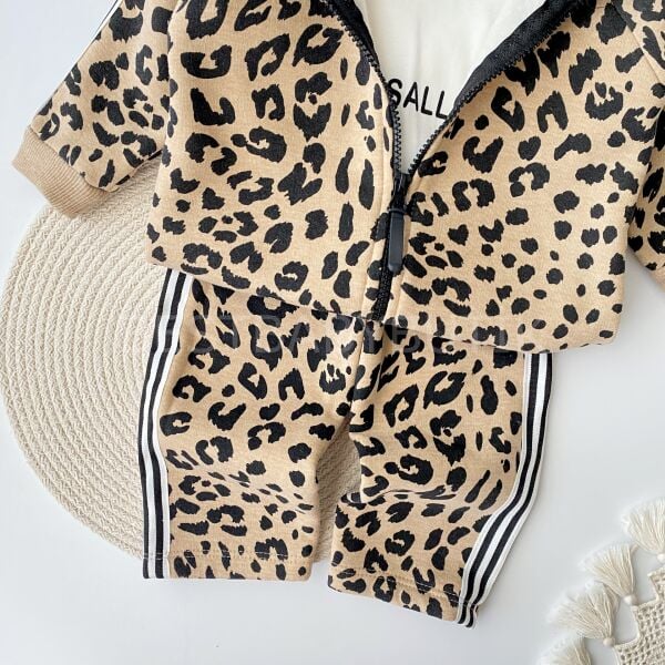 Leopar Hugg Baskılı Kalın Fermuar Bol Paça 3’Lü Eşofman Takımı