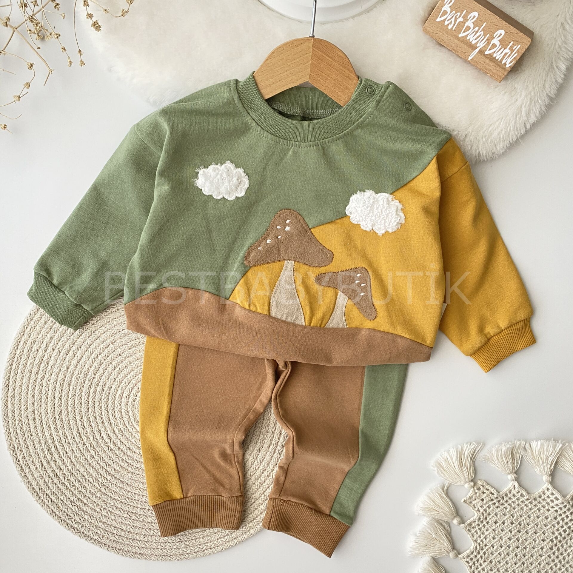 Mantar Detaylı Çift Renkli Oversize Takım