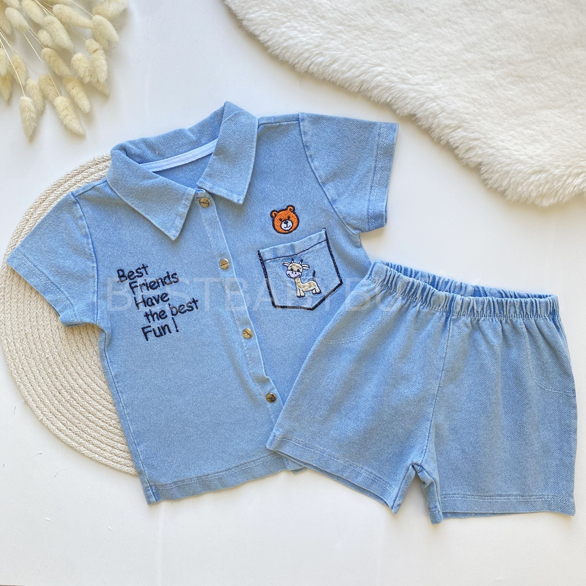 AYICIK İŞLEME DETAYLI KOT ŞORTLU 2’Lİ TAKIM