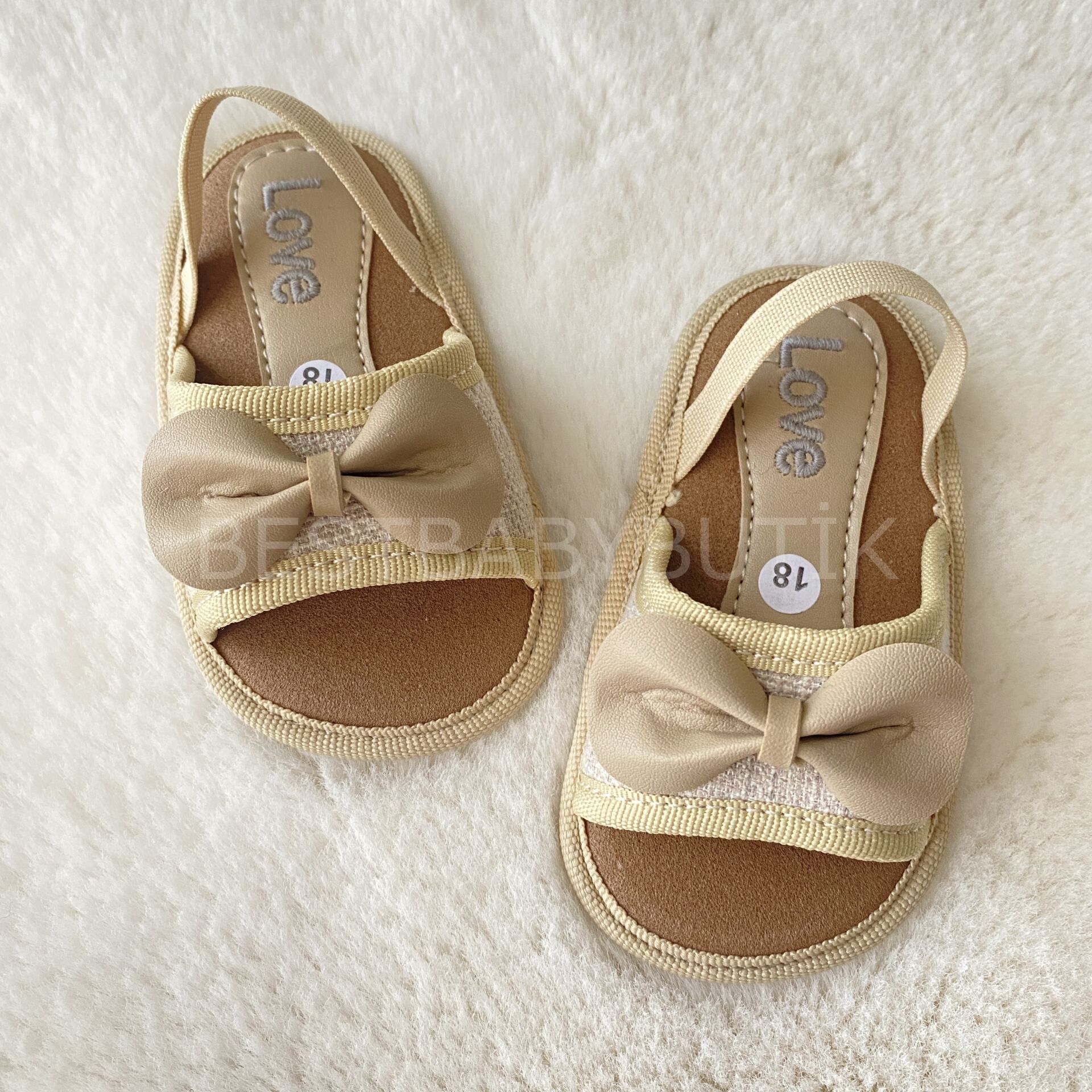 Kurdaleli Terlik 18 NUMARA 11 CM