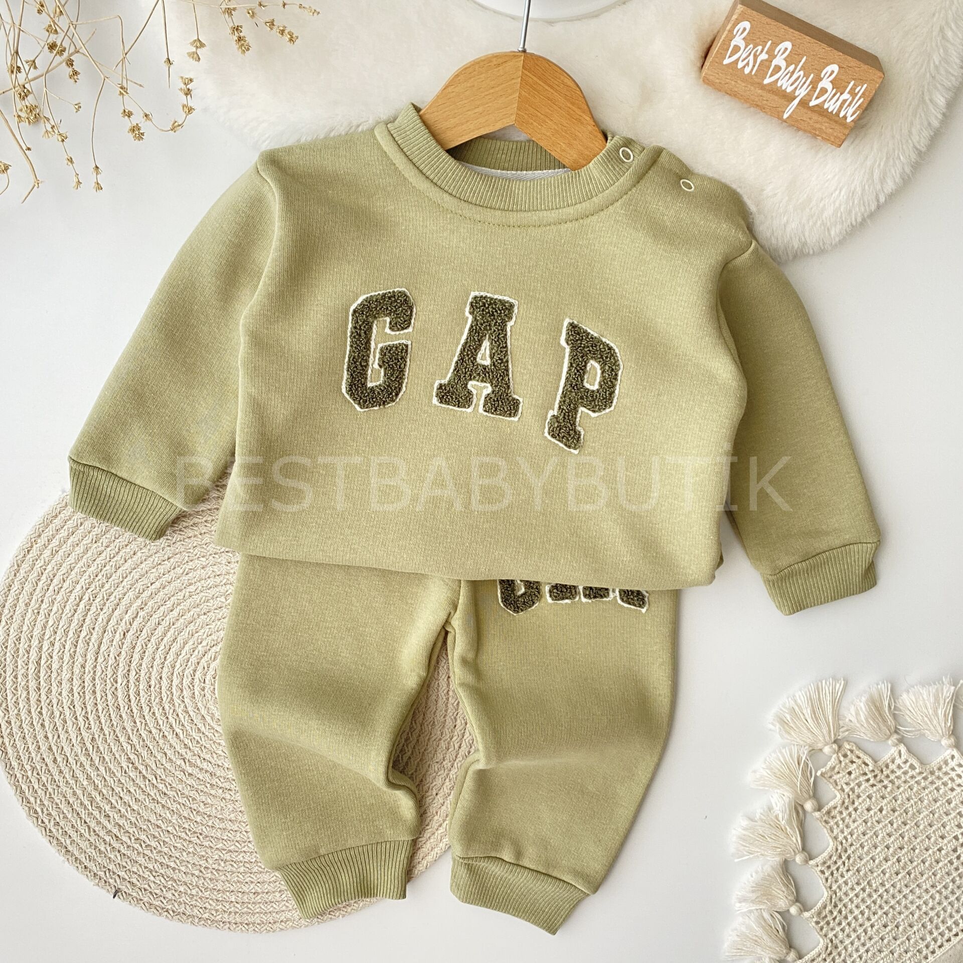 GAP Nakış Detaylı 2’Li Alt Üst Takım