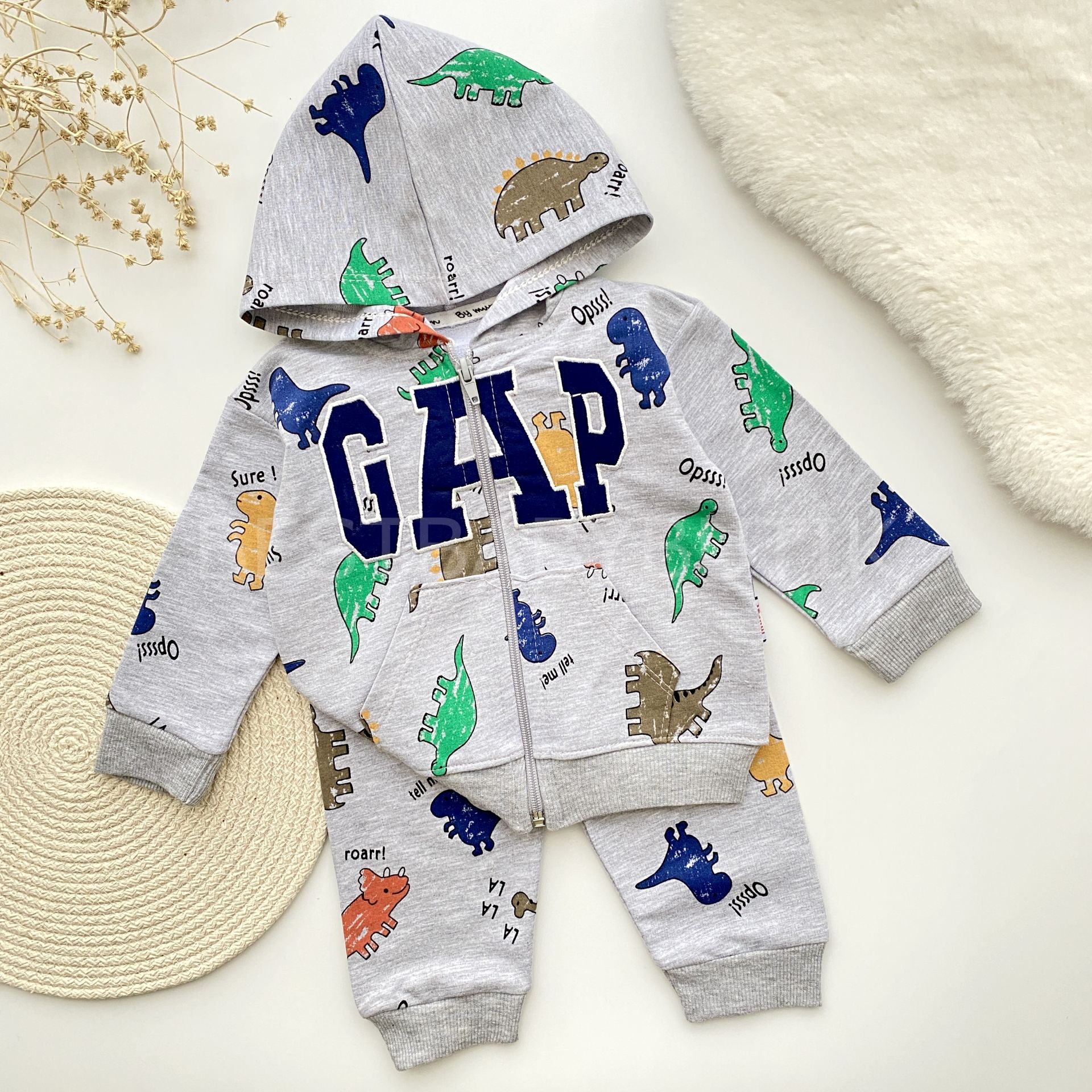 GAP DİNOZORLU KAPŞONLU FERMUARLI TAKIM