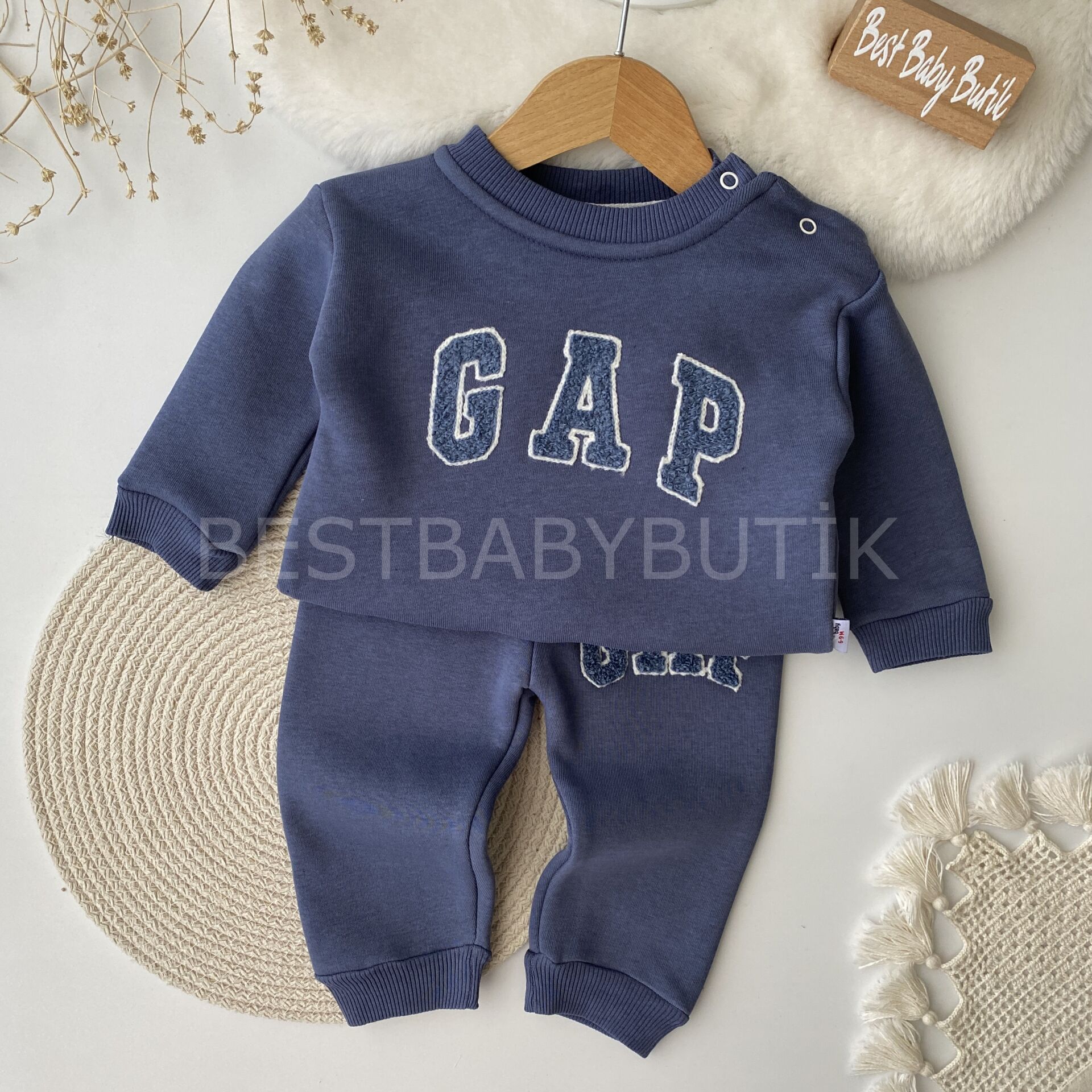 GAP Nakış Detaylı 2’Li Alt Üst Takım