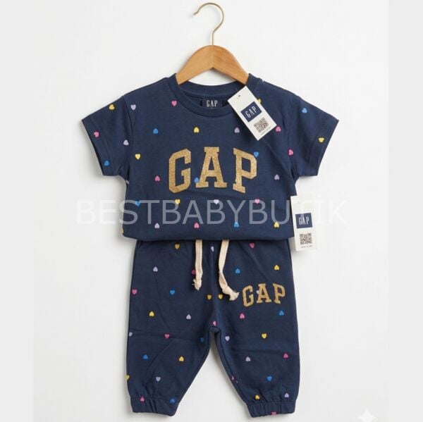 Premium Gap Yaldızlı Kalp Baskılı 2’Li Eşofman Takımı 9-12 AY