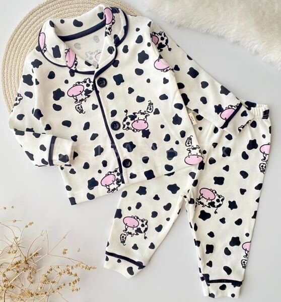 Sevimli İnek Detaylı Gömlek Yaka Pijama Takımı
