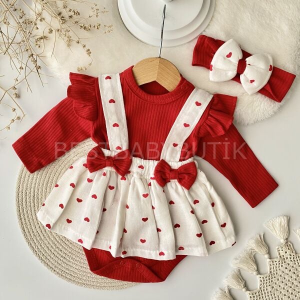 Kalp Detaylı Müslin Elbiseli 3’Lü Takım