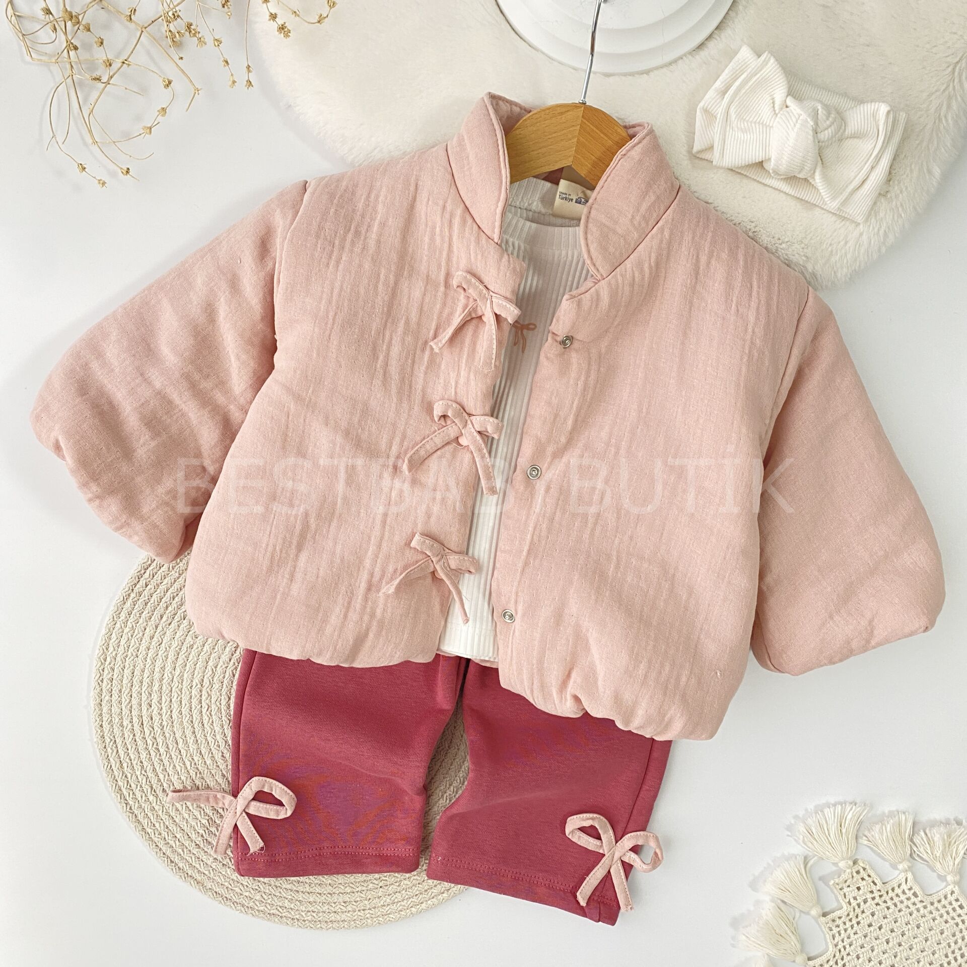 Kurdaleli Müslin Montlu Bol Paça Şardonlu 3’Lü Takımı